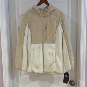 Reebok Cream Quilted ladies, Hooded Jacket.